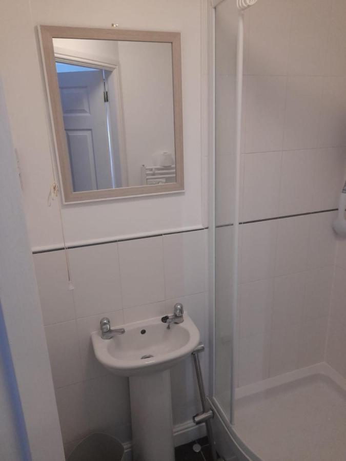 Penthouse Apartment Free Wi-Fi & Parking Occasional Bed Available Solihull Exterior photo